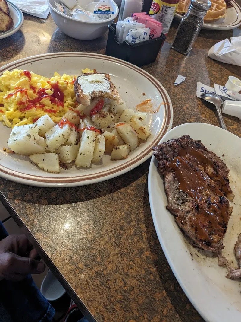 Park Place Restaurant — american restaurant (photo 8)